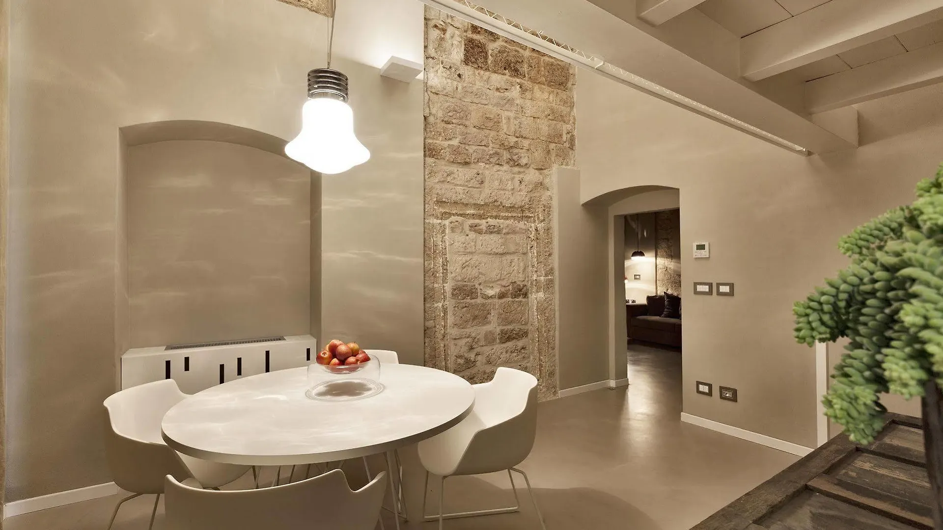 Palazzo Calo Aparthotel Bari